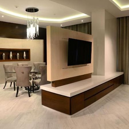 Hs Hotsson Hotel Irapuato Εξωτερικό φωτογραφία